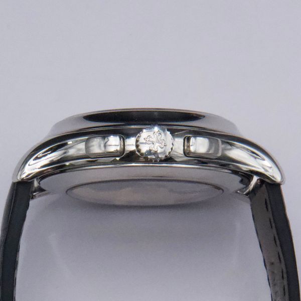 Patek Philippe Complications 5905P-010